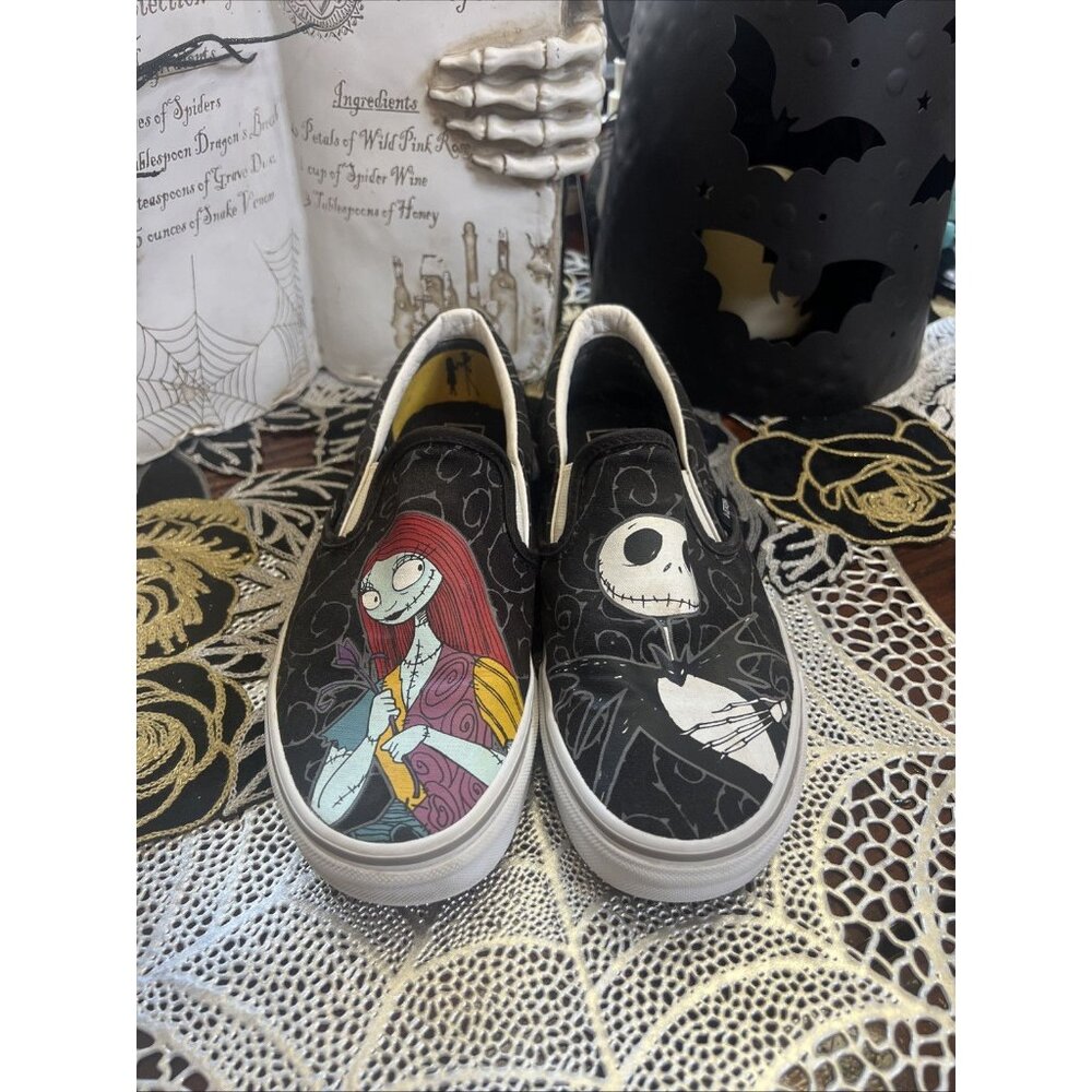 VANS x Disney Women's Nightmare Before Christmas Jack & Sally Slip-On Shoes 7.5